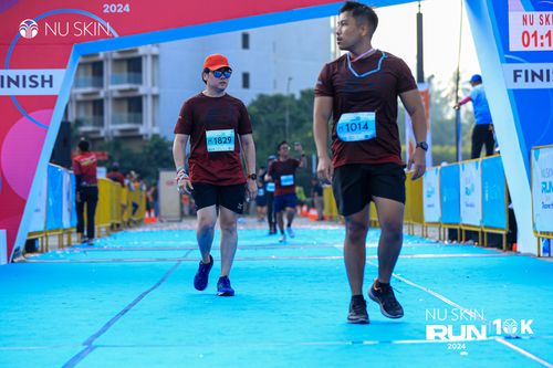 Race photo from Nu Skin Run 10K