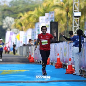 Race photo from BOGORUN 2026