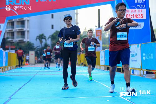 Race photo from Nu Skin Run 10K