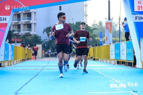 Race photo from Nu Skin Run 10K