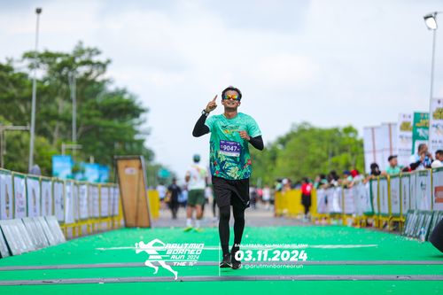 Race photo from Arutmin Borneo Run 2024
