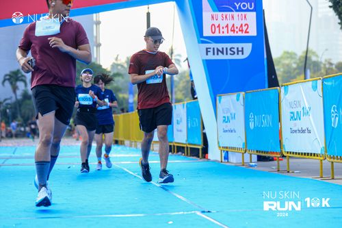 Race photo from Nu Skin Run 10K