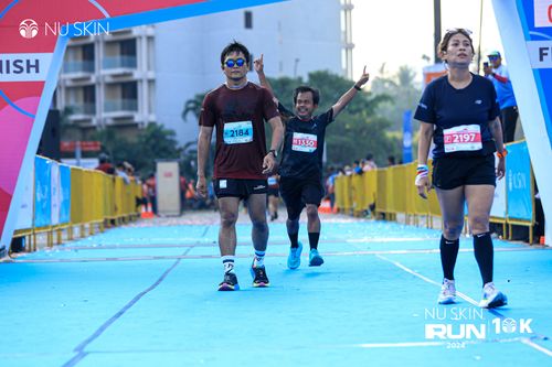 Race photo from Nu Skin Run 10K