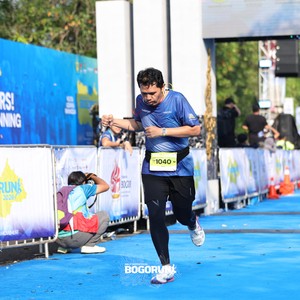 Race photo from BOGORUN 2026