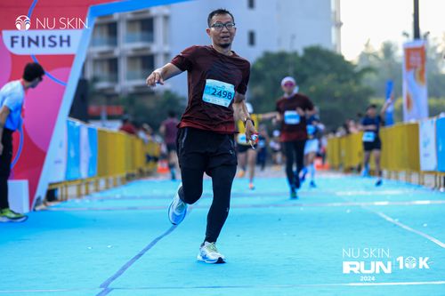 Race photo from Nu Skin Run 10K