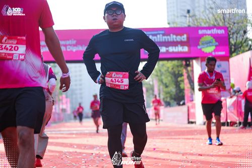 Race photo from Smartfren Run 2025 