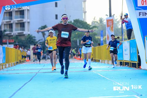 Race photo from Nu Skin Run 10K
