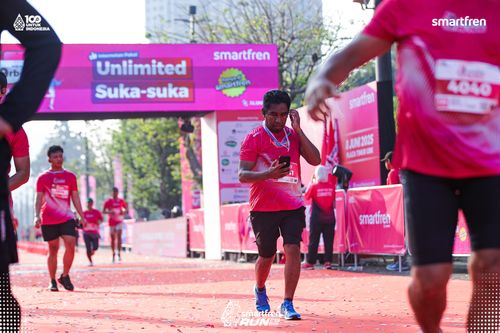 Race photo from Smartfren Run 2025 