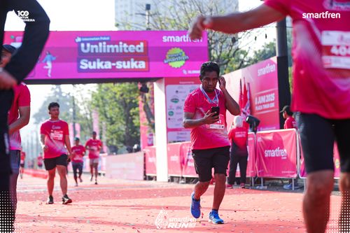 Race photo from Smartfren Run 2025 