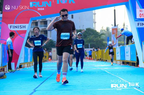 Race photo from Nu Skin Run 10K