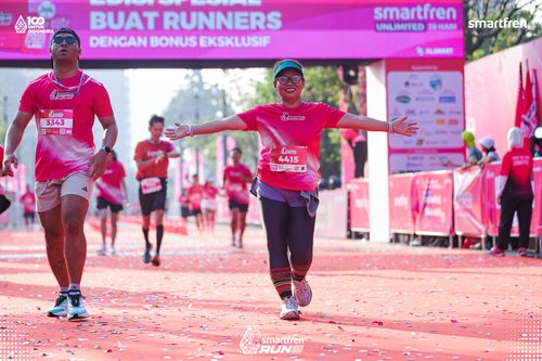 Race photo from Smartfren Run 2025 