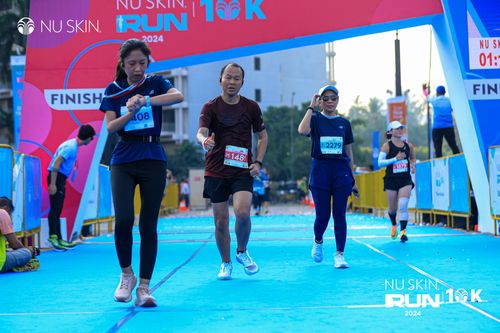 Race photo from Nu Skin Run 10K