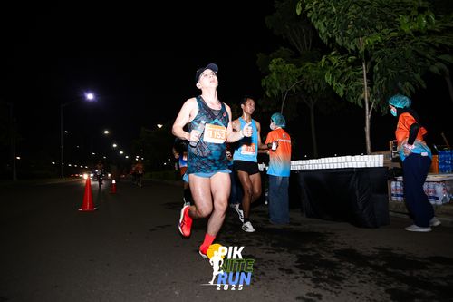 Race photo from PIK NITE RUN 2025