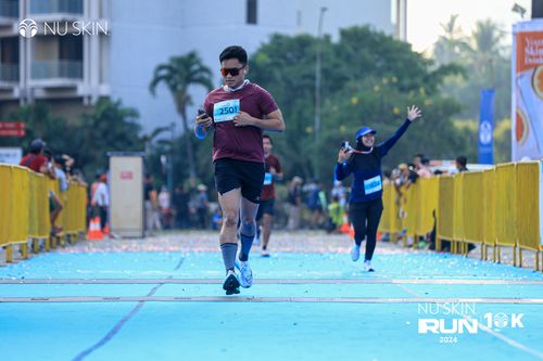 Race photo from Nu Skin Run 10K