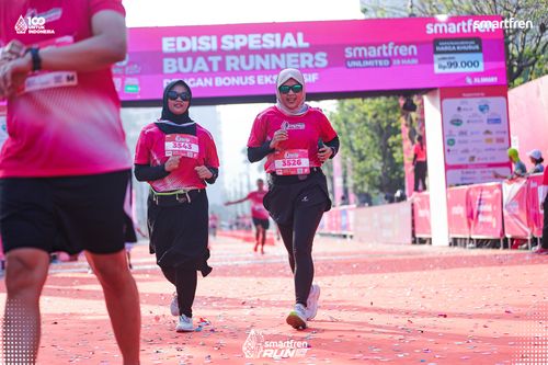 Race photo from Smartfren Run 2025 