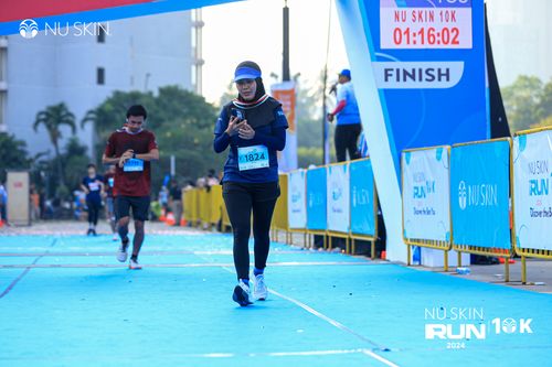 Race photo from Nu Skin Run 10K