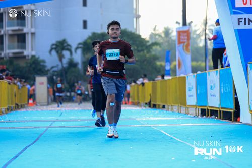 Race photo from Nu Skin Run 10K