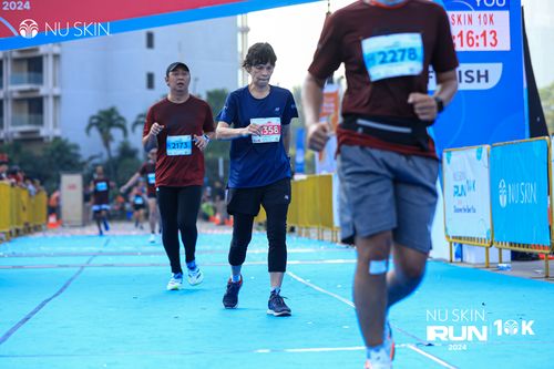 Race photo from Nu Skin Run 10K