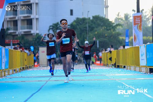 Race photo from Nu Skin Run 10K