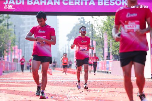Race photo from Smartfren Run 2025 