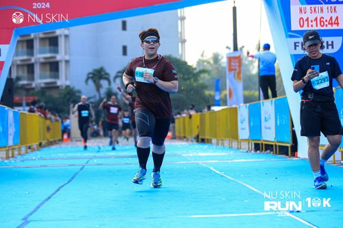 Race photo from Nu Skin Run 10K