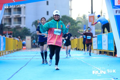 Race photo from Nu Skin Run 10K
