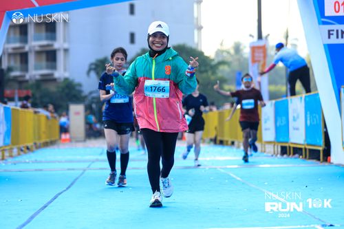 Race photo from Nu Skin Run 10K