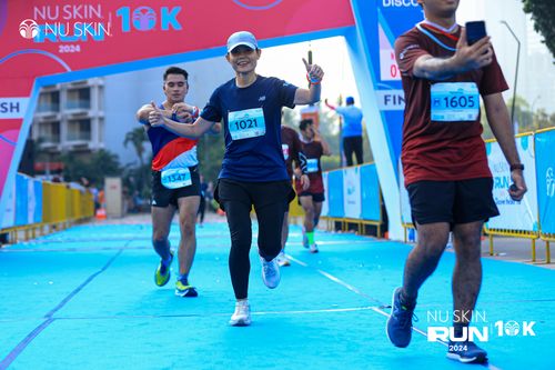 Race photo from Nu Skin Run 10K