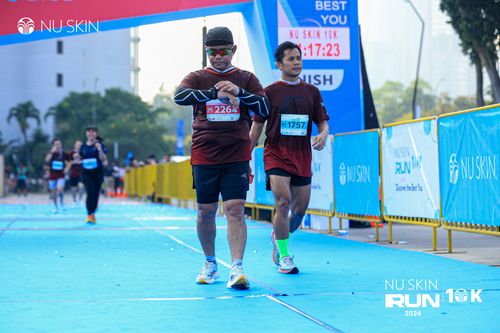 Race photo from Nu Skin Run 10K