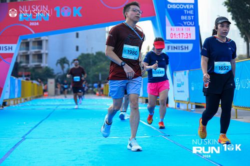 Race photo from Nu Skin Run 10K