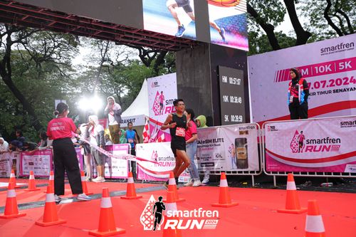 Race photo from Smartfren Run 2024