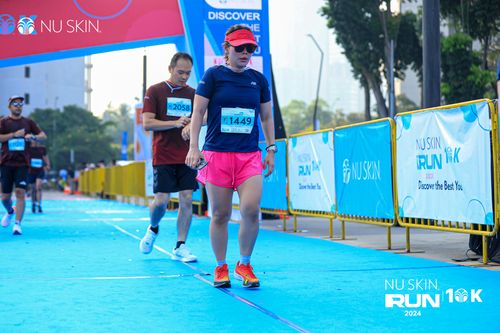 Race photo from Nu Skin Run 10K
