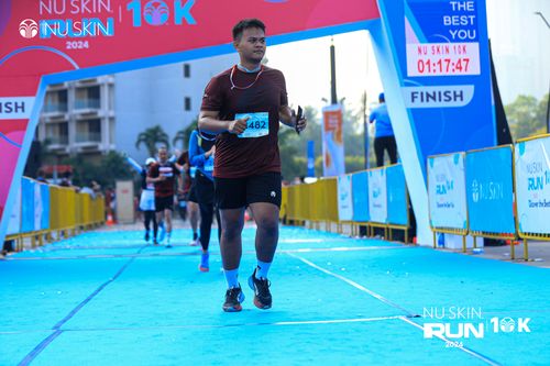 Race photo from Nu Skin Run 10K