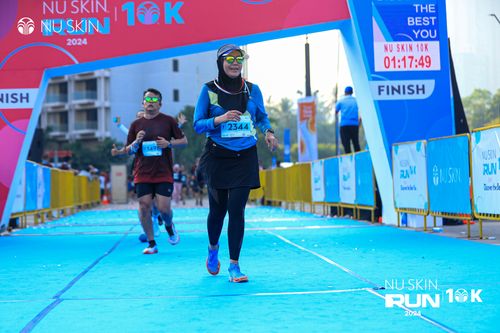 Race photo from Nu Skin Run 10K