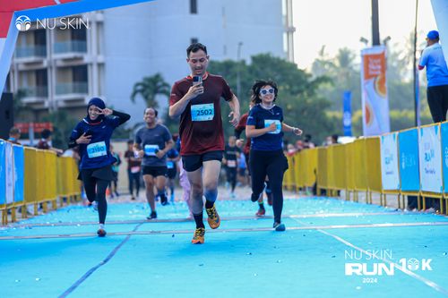 Race photo from Nu Skin Run 10K