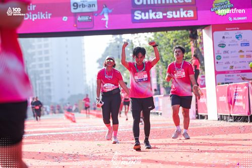 Race photo from Smartfren Run 2025 