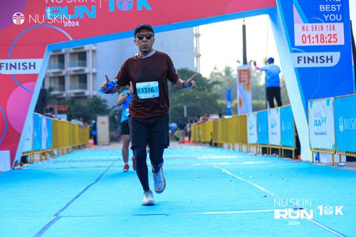 Race photo from Nu Skin Run 10K