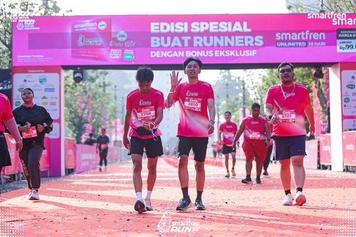 Race photo from Smartfren Run 2025 