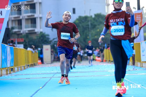 Race photo from Nu Skin Run 10K