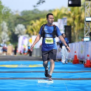 Race photo from BOGORUN 2026