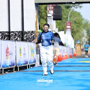 Race photo from BOGORUN 2026