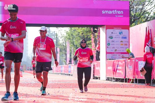 Race photo from Smartfren Run 2025 