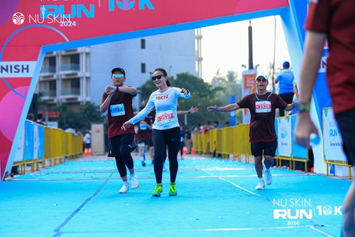 Race photo from Nu Skin Run 10K