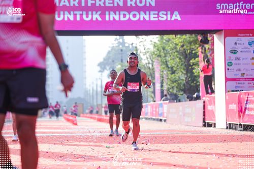 Race photo from Smartfren Run 2025 