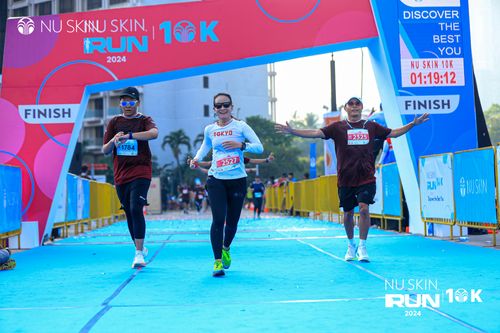 Race photo from Nu Skin Run 10K