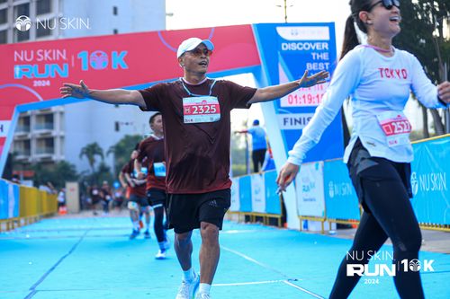 Race photo from Nu Skin Run 10K