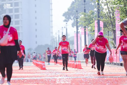 Race photo from Smartfren Run 2025 