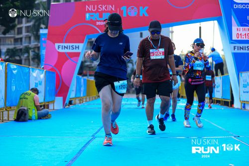 Race photo from Nu Skin Run 10K