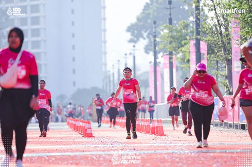 Race photo from Smartfren Run 2025 