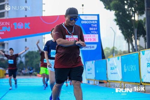 Race photo from Nu Skin Run 10K